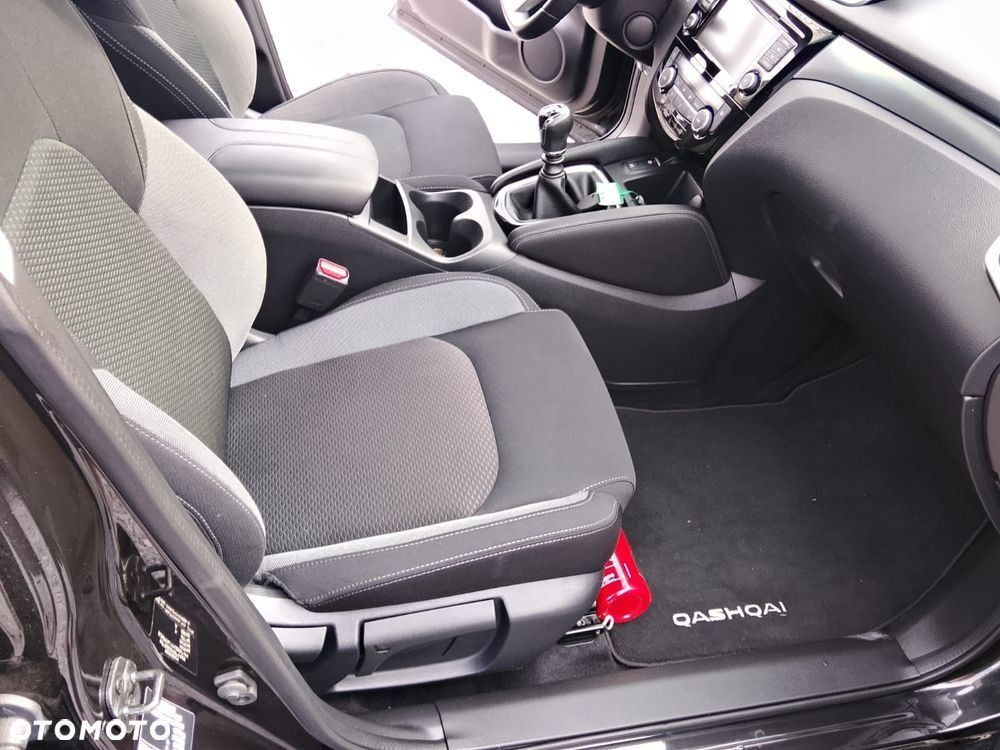 Nissan Qashqai 1.3 DIG-T MHEV N-Connecta - 19