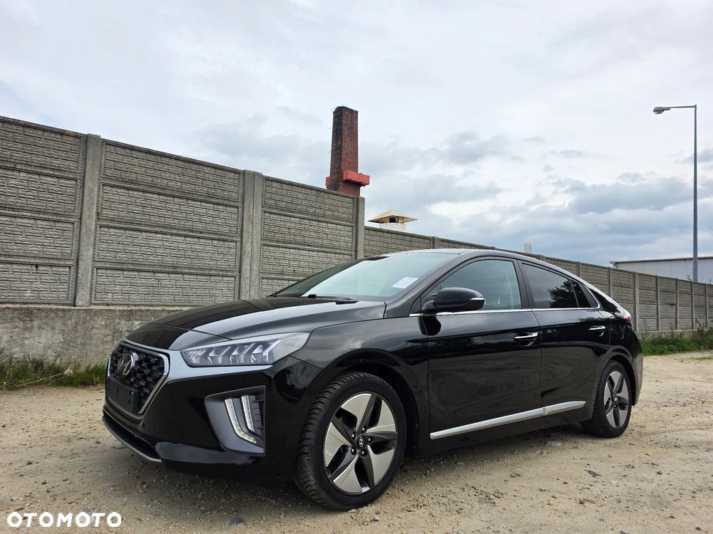 Hyundai IONIQ hybrid Platinum - 36