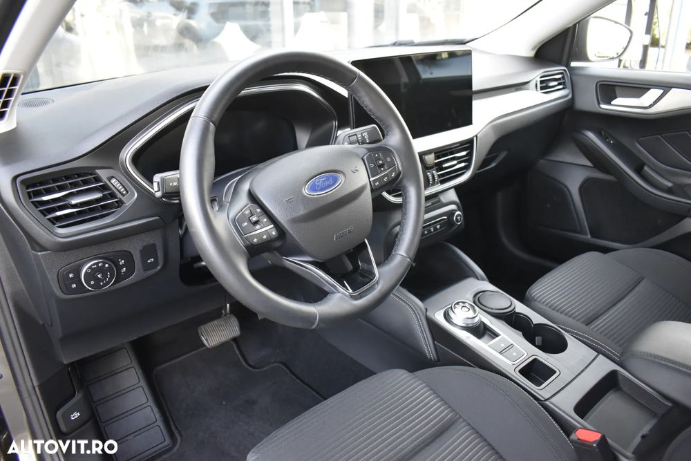Ford Focus 1.5 EcoBlue 8AT Titanium - 34
