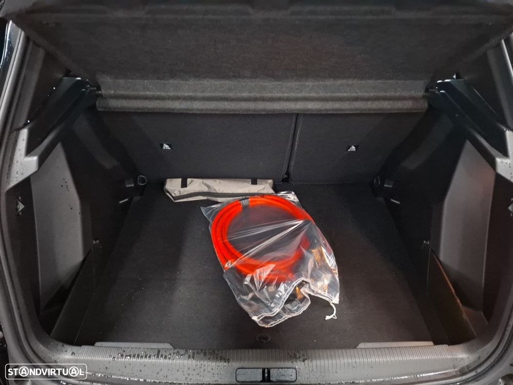 Peugeot e-2008 54 kWh Style - 23