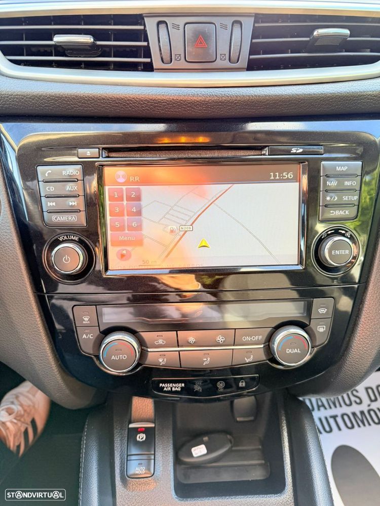 Nissan Qashqai 1.5 dCi N-Connecta - 34