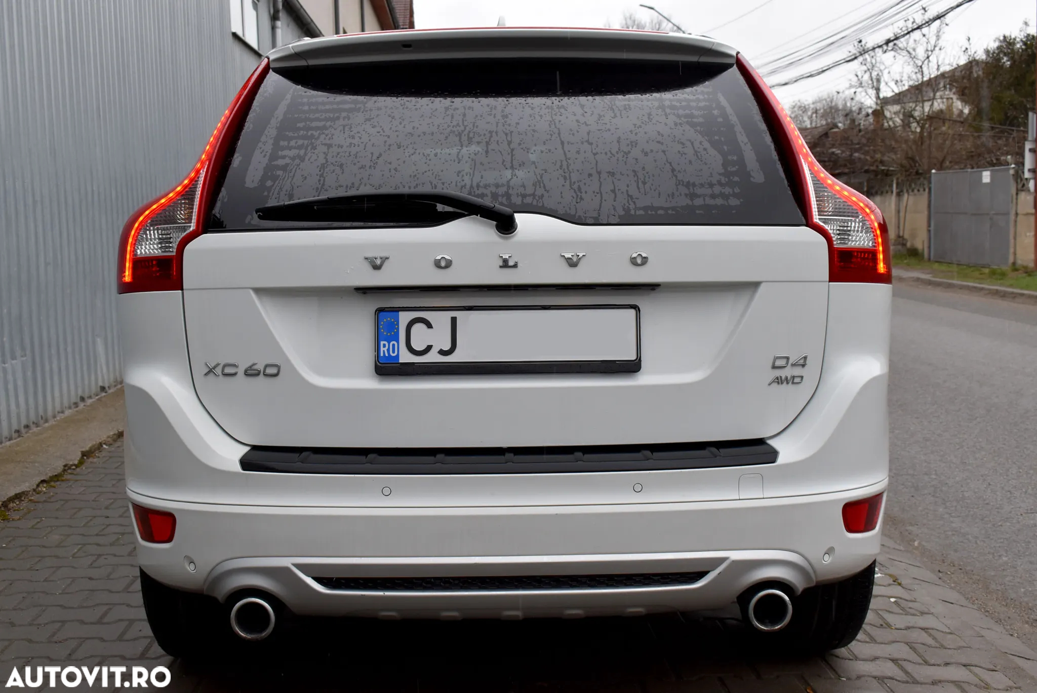 Volvo XC 60 2.4D AWD Aut. RDesign - 21