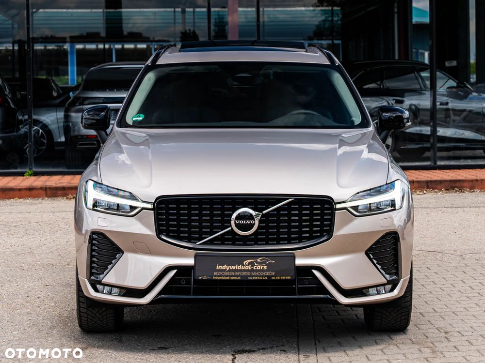 Volvo XC 60 B4 B Plus Dark - 15