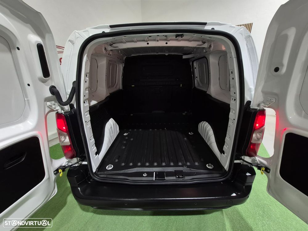 Toyota Proace 1.5D - 2022 - 3 LUG | GARANTIA | NACIONAL - 8