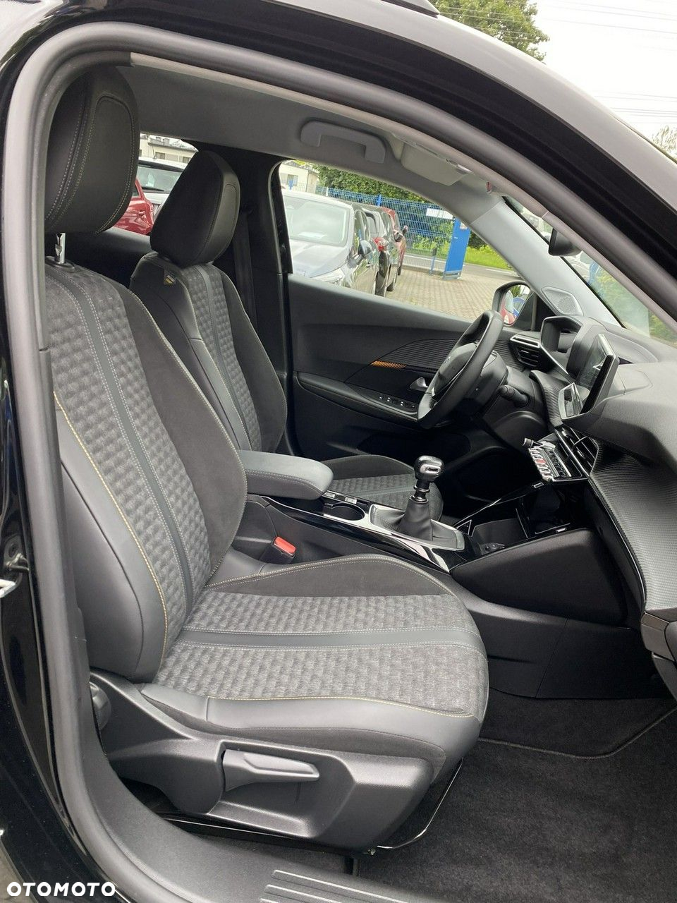 Peugeot 2008 BlueHDi 110 Allure - 19