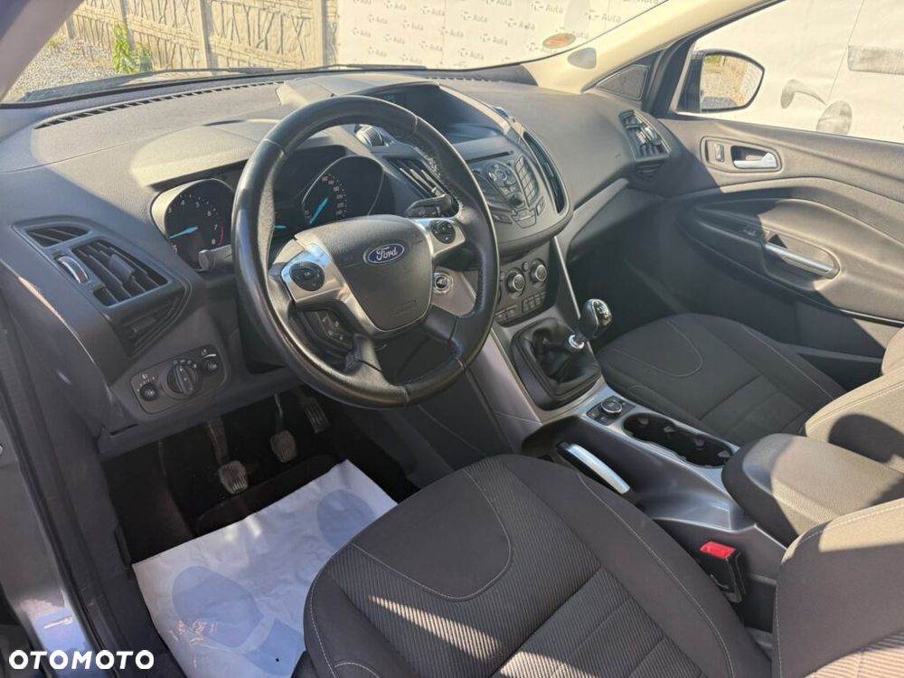 Ford Kuga 1.6 EcoBoost 2x4 Trend - 8