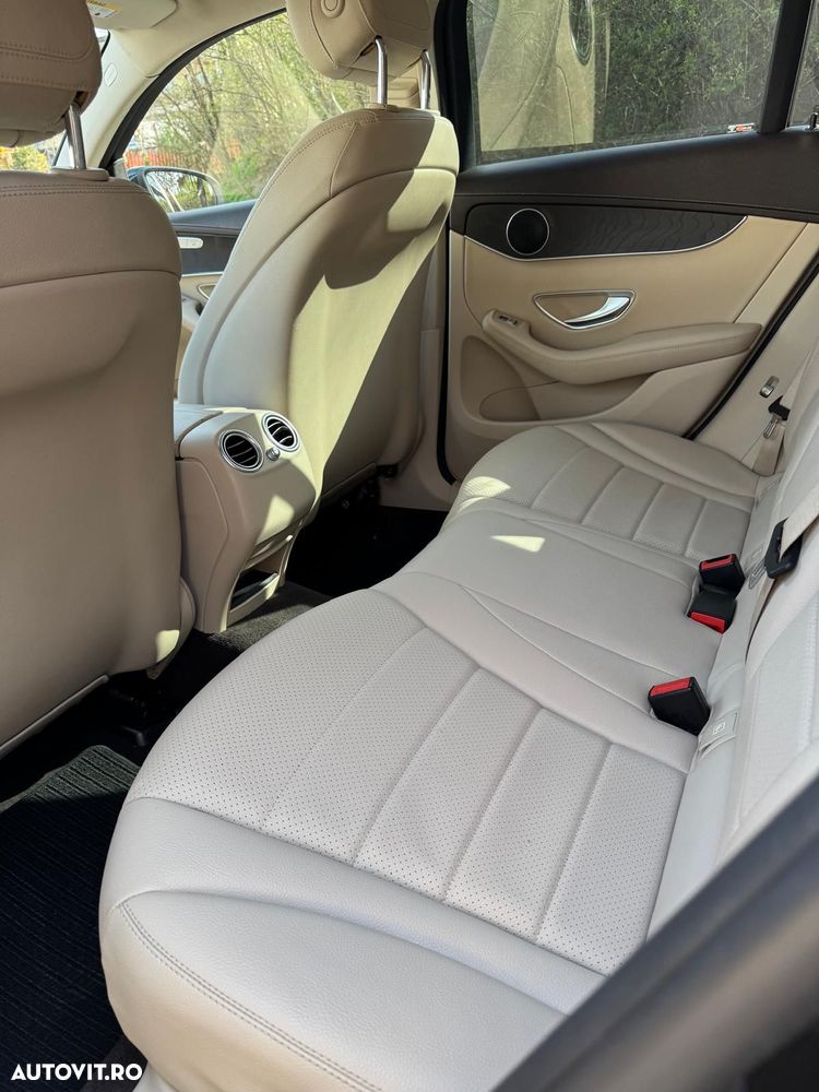 Mercedes-Benz GLC - 6