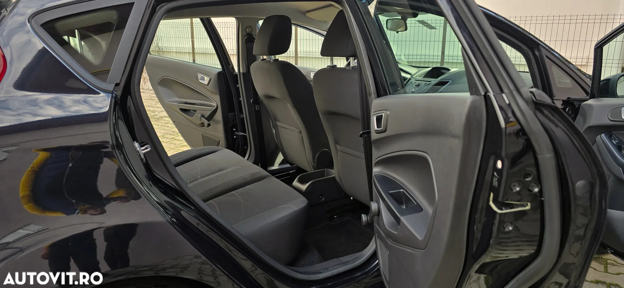 Ford Fiesta 1.0 Titanium - 11