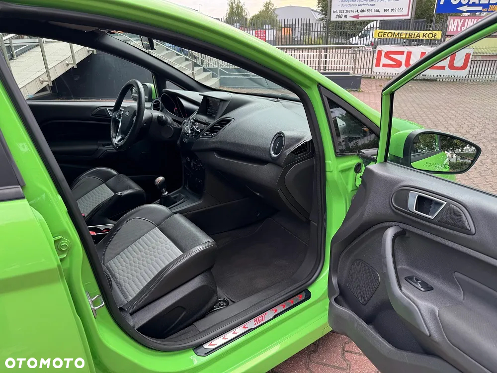 Ford Fiesta 1.6 EcoBoost ST200 - 18