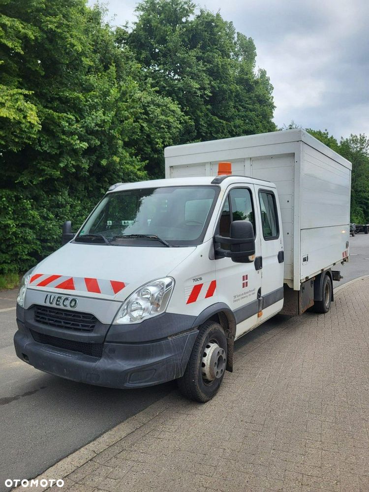 Iveco Iveco 70C15 Wywrotka 3-strony Doka Dokka 6-osob 2013 - 2