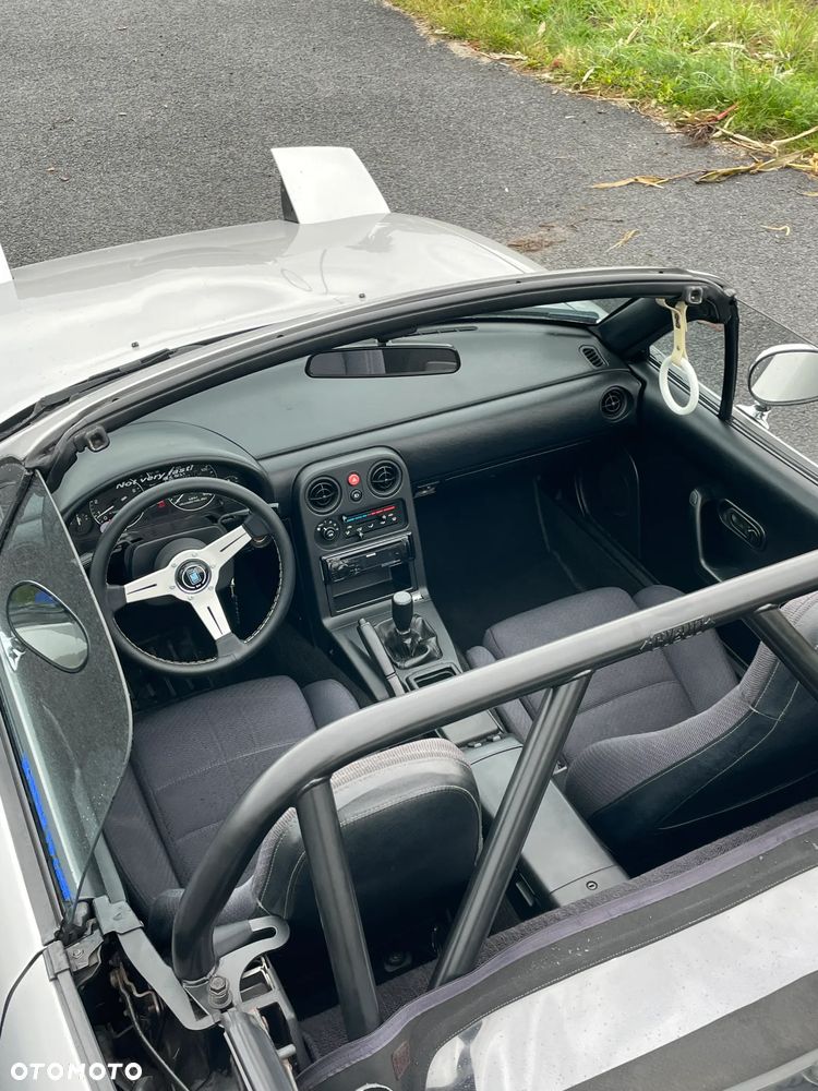 Mazda MX-5 1.6 - 16