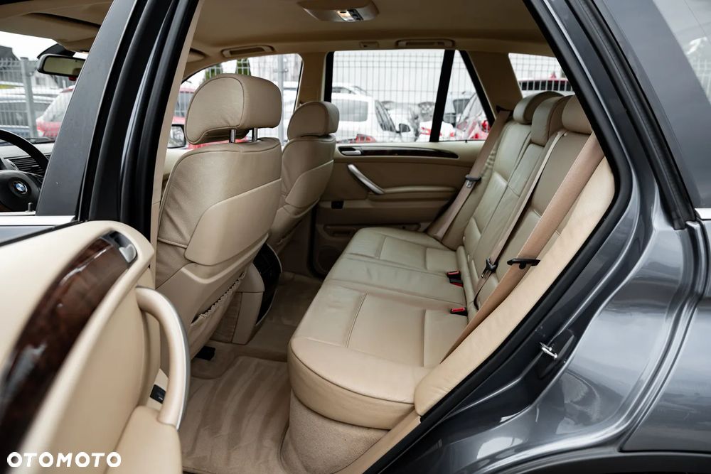 BMW X5 3.0 i Edition Exclusive - 25