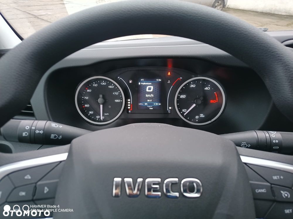 Iveco Daily - 12