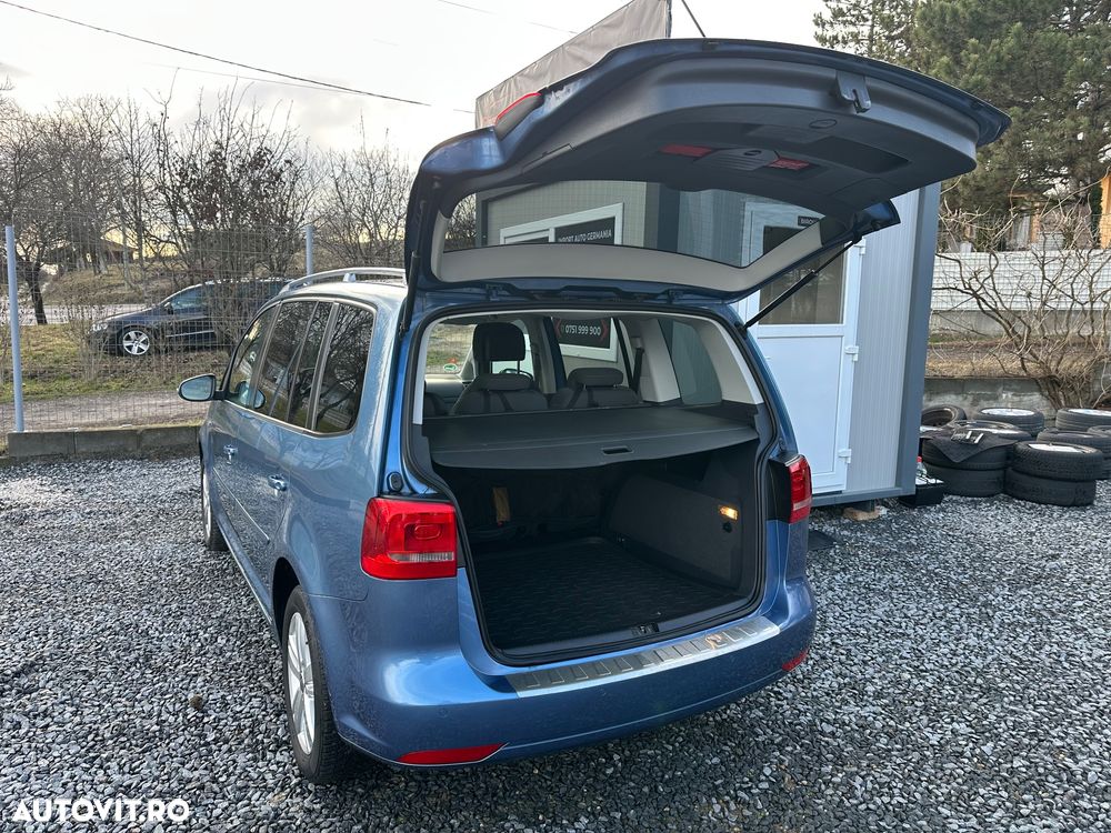 Volkswagen Touran 1.6 TDI DPF BlueMotion Technology MATCH - 9