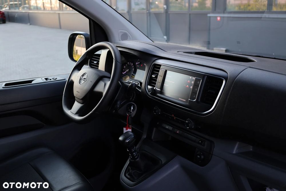 Opel Vivaro - 26