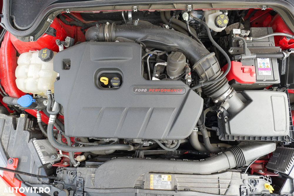 Ford Focus - 27