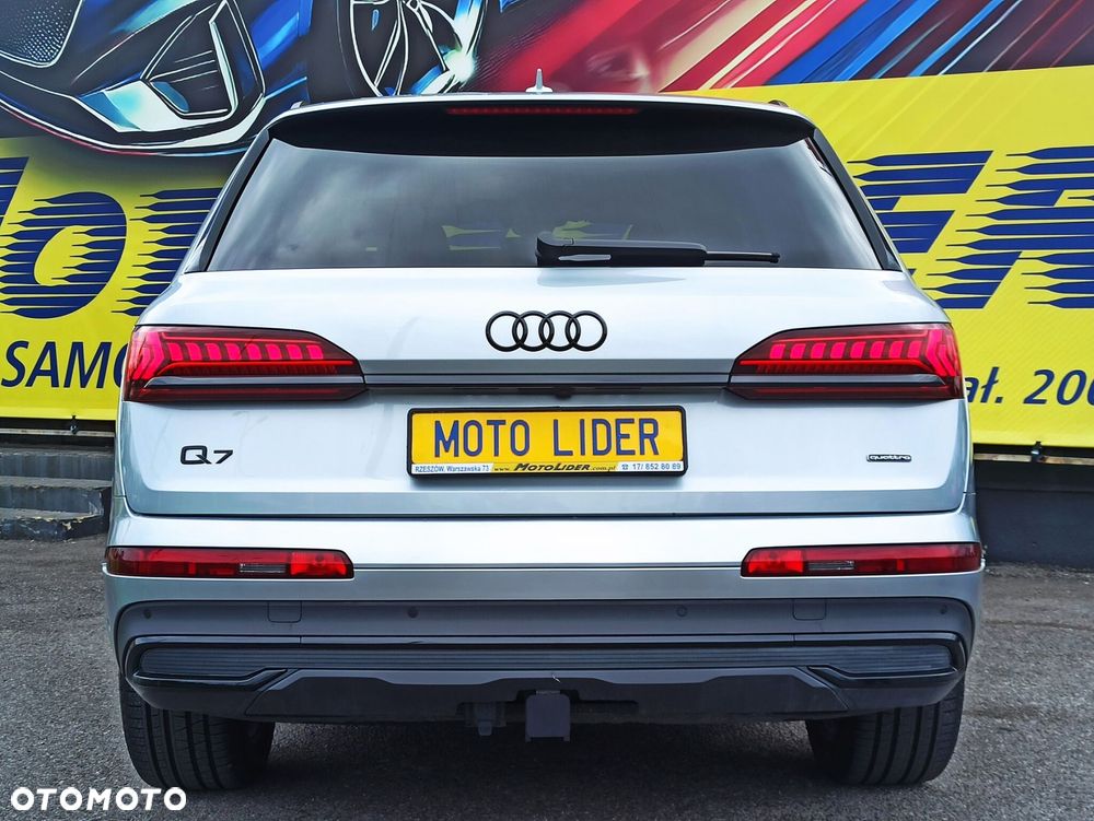 Audi Q7 - 36