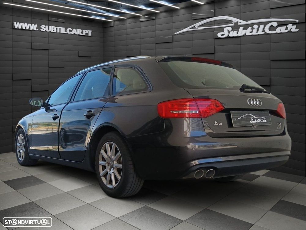 Audi A4 Avant 2.0 TDI exclusive - 4