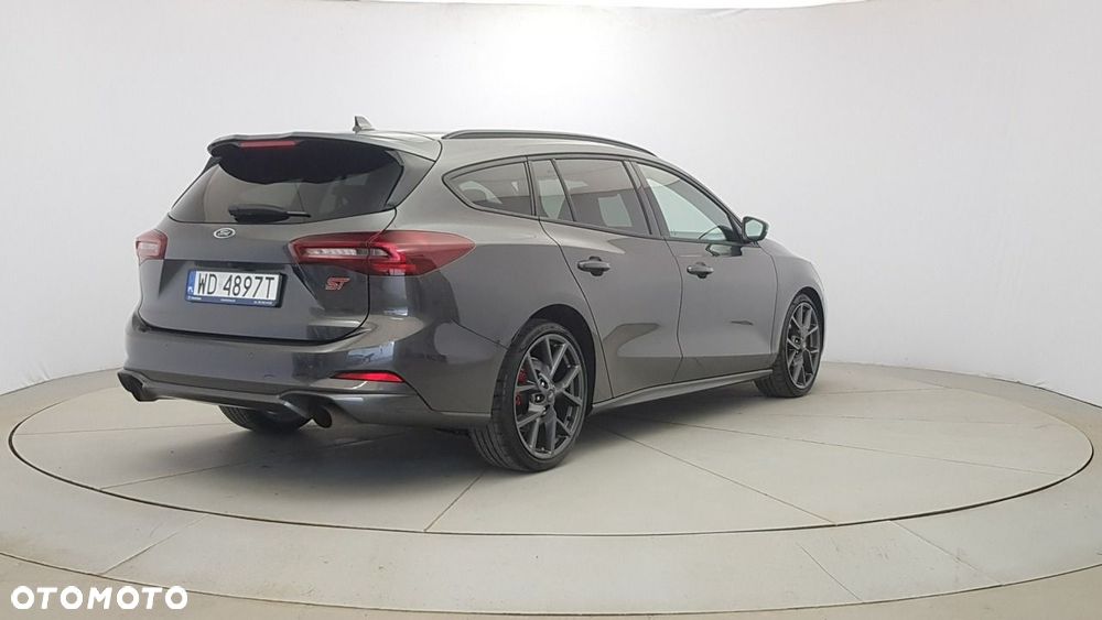 Ford Focus - 7