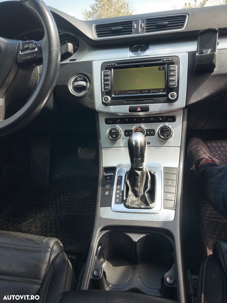 Volkswagen Passat 2.0 TDI DSG BlueMotion Technology Highline - 19