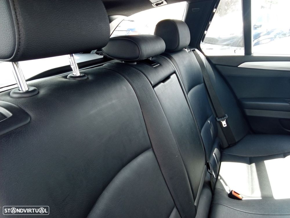 BMW 520 d Line Luxury - 24
