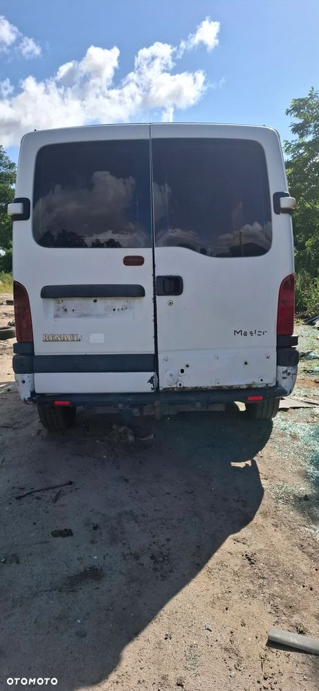 Renault Master 1,9 na części - 8