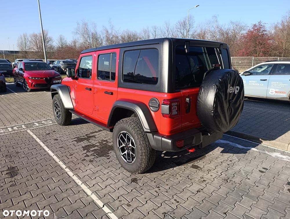 Jeep Wrangler - 5