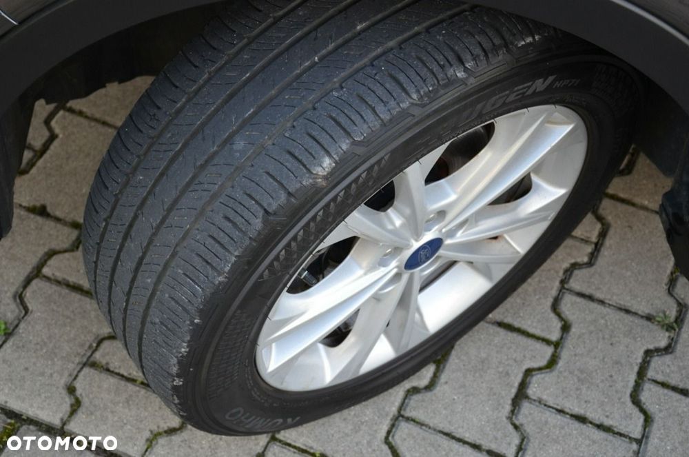 Ford Kuga - 19