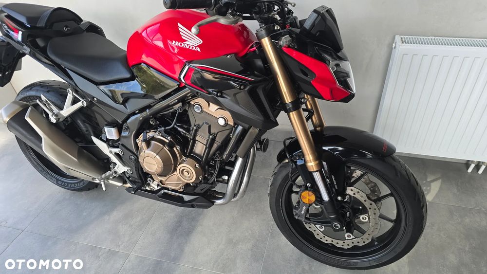 Honda CB - 22