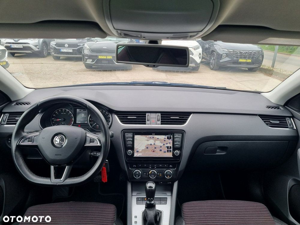 Skoda Octavia 2.0 TDI DSG Tour - 15