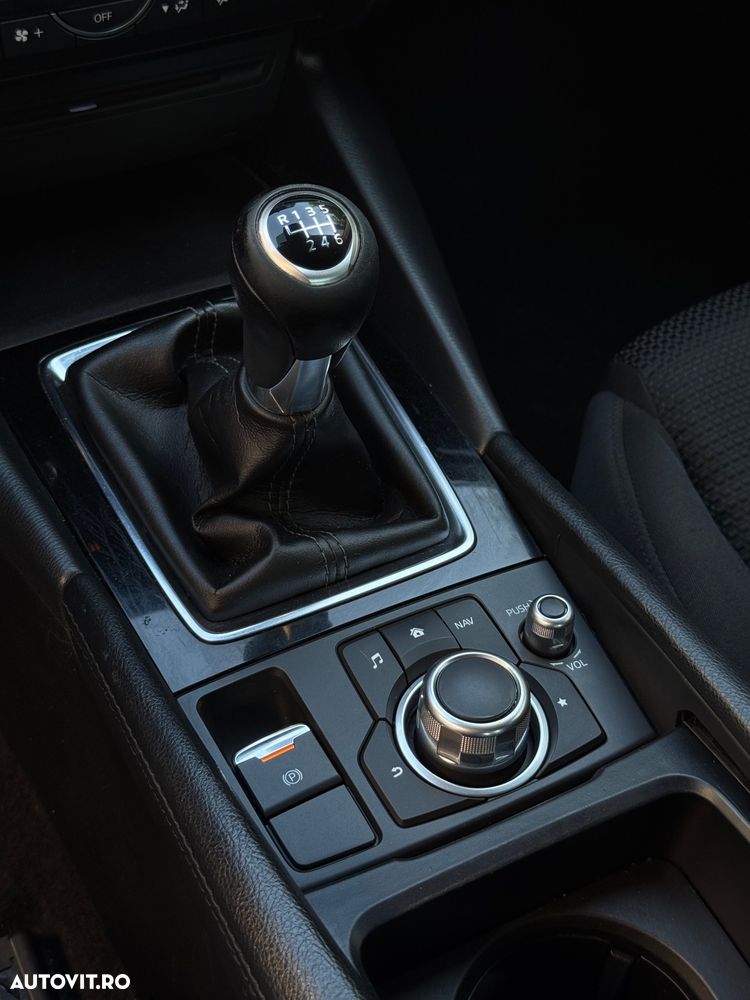 Mazda 3 - 7