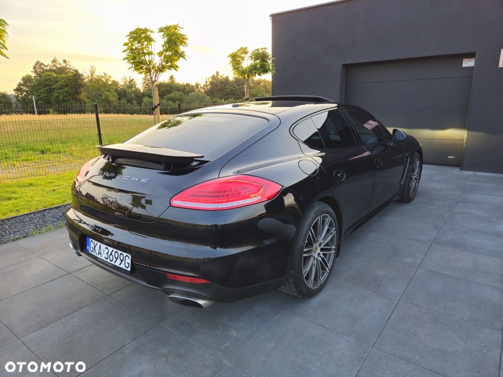 Porsche Panamera - 5