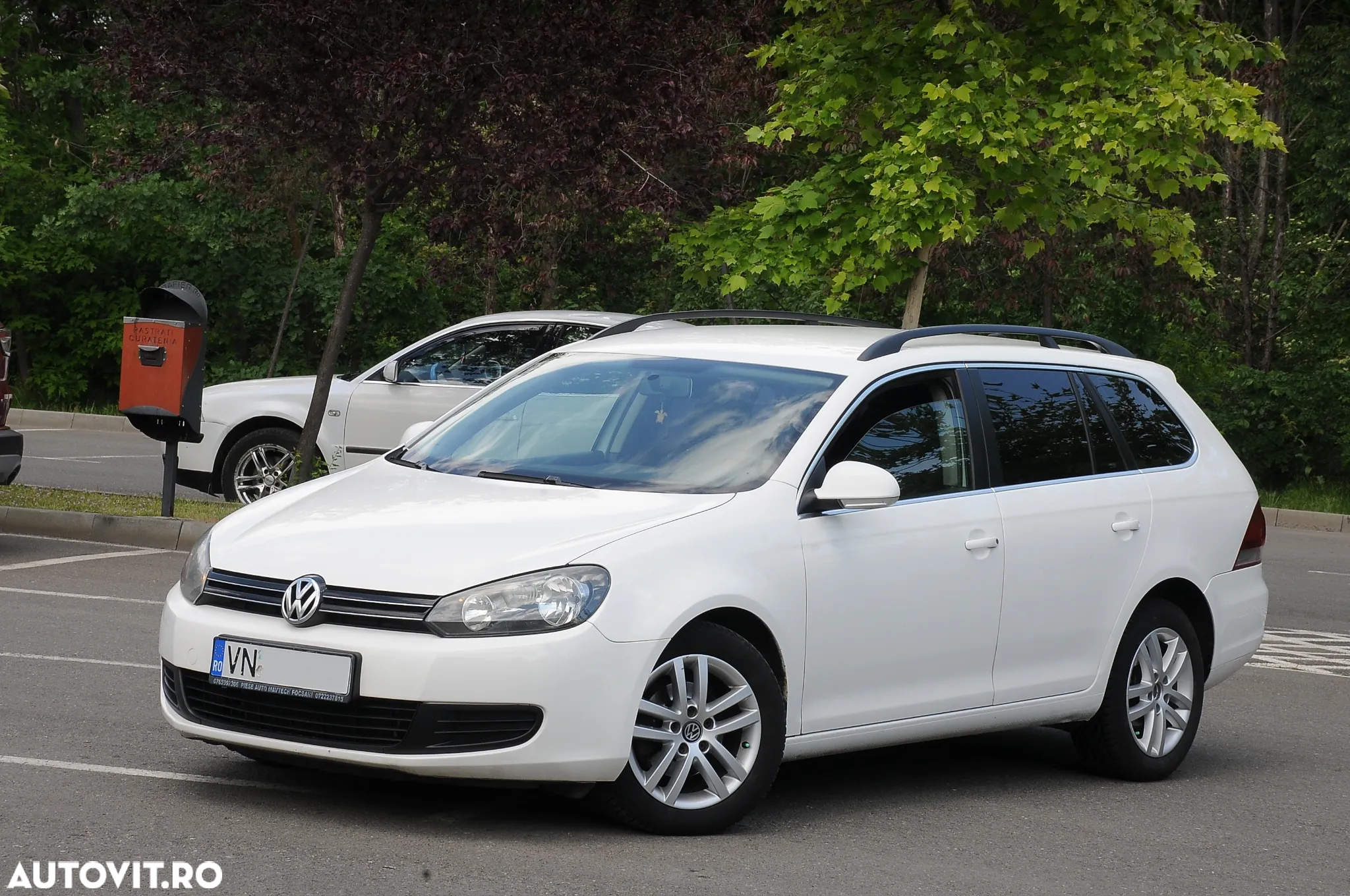 Volkswagen Golf 1.6 TDI DPF DSG Comfortline - 15