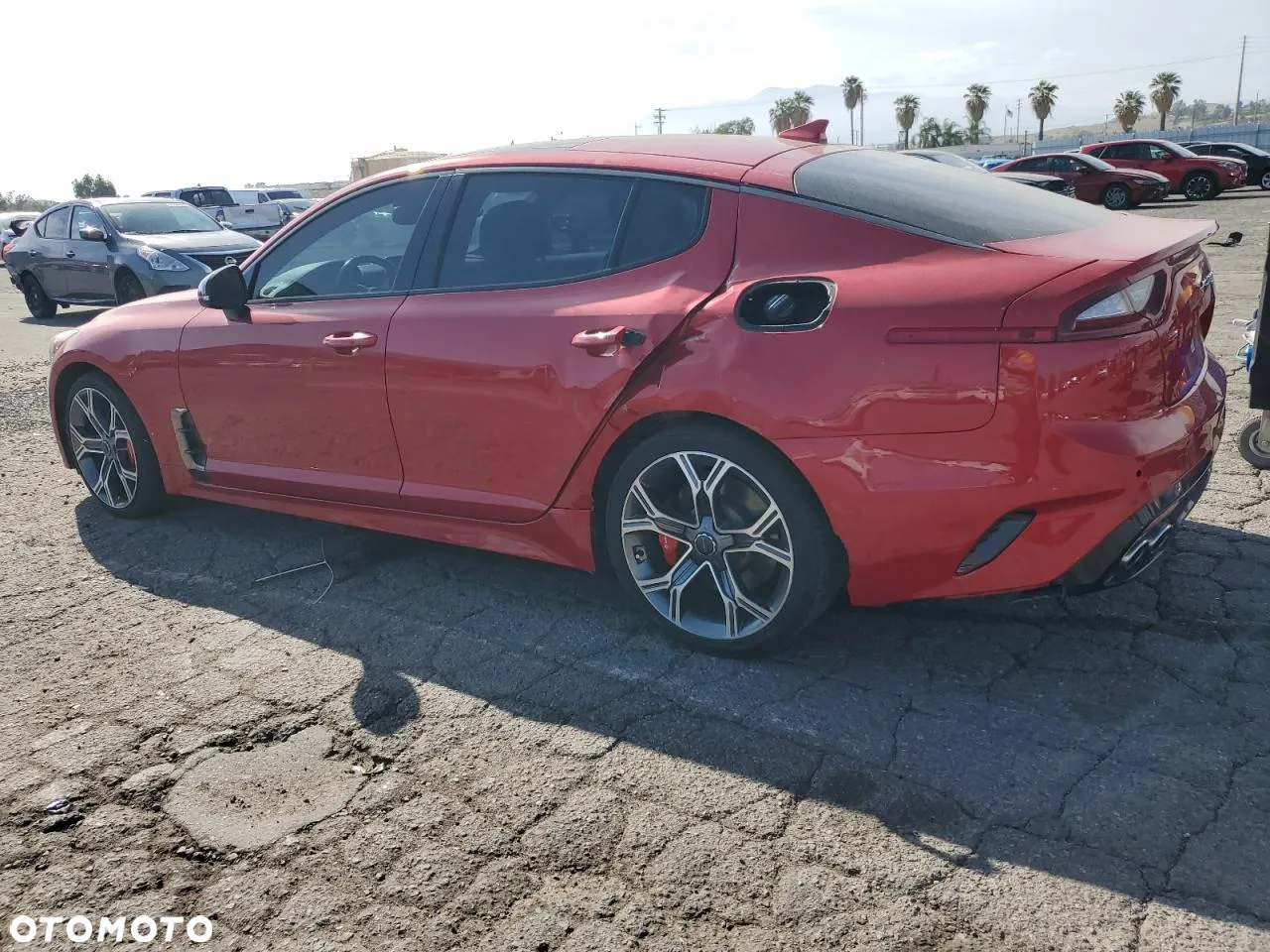 Kia Stinger - 4