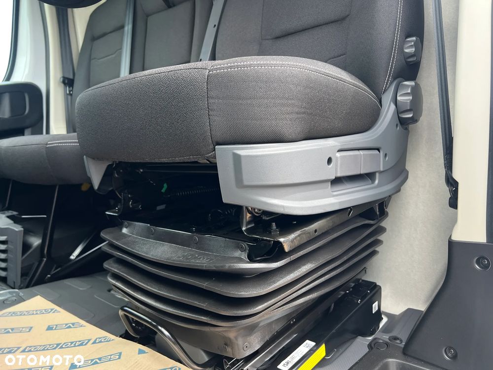 Fiat Ducato Furgon L4H2 180KM - 16