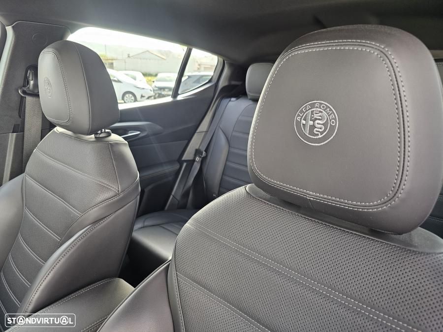 Alfa Romeo Tonale 1.5 Hybrid Sprint - 27
