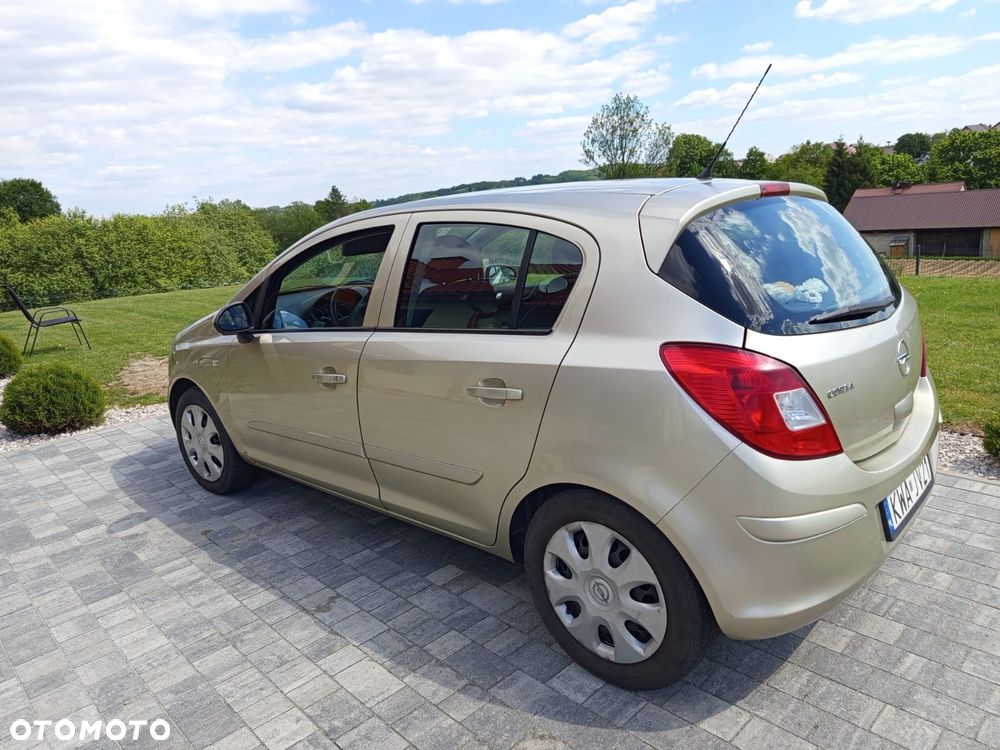 Opel Corsa - 1