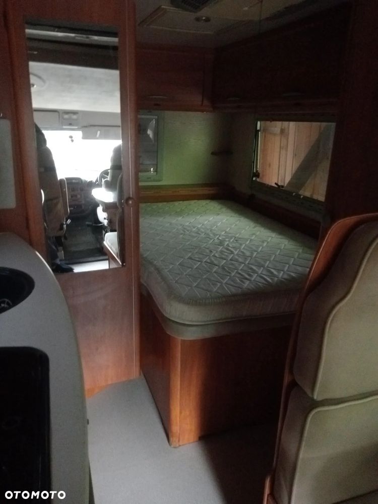 Mercedes-Benz Kamper - 17