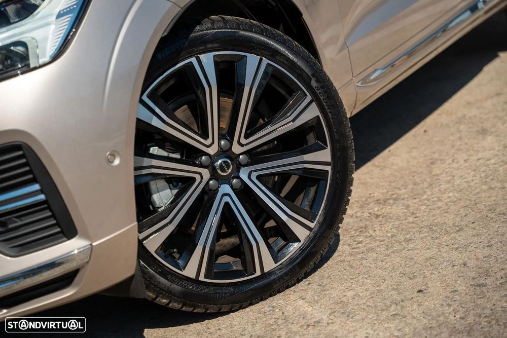 Volvo XC 60 T8 AWD Recharge Ultimate Bright — fotografia 4