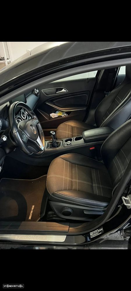 Mercedes-Benz A 200 AMG Line - 5