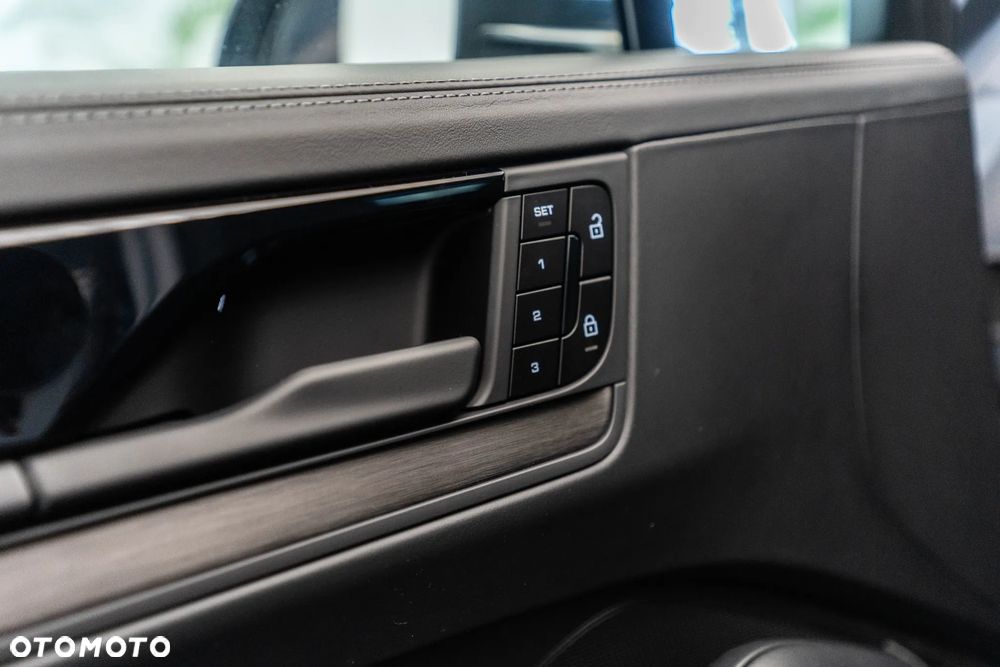 Porsche Cayenne Black Edition - 25