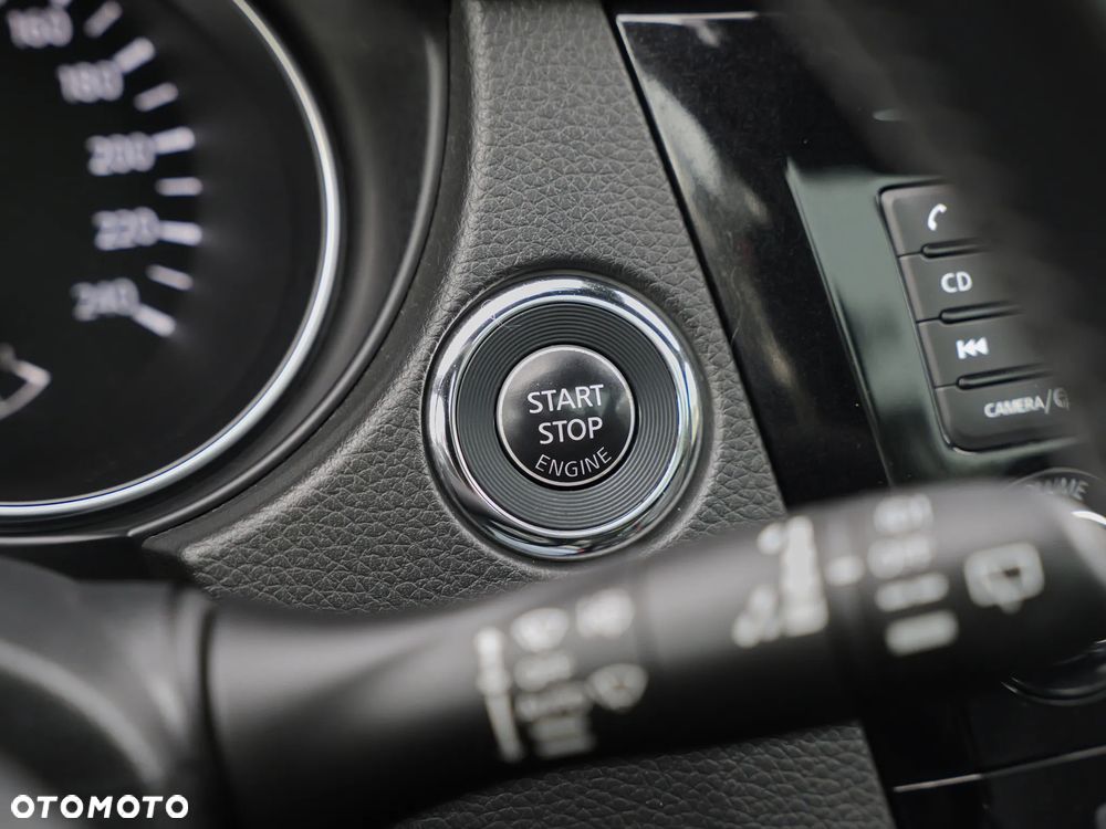 Nissan Qashqai 1.6 DIG-T TEKNA+ - 31