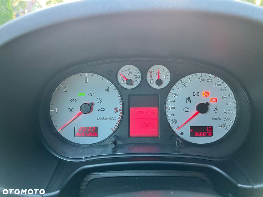 Audi A3 3-drzwiowe 1.9 TDI Quattro Ambition - 18