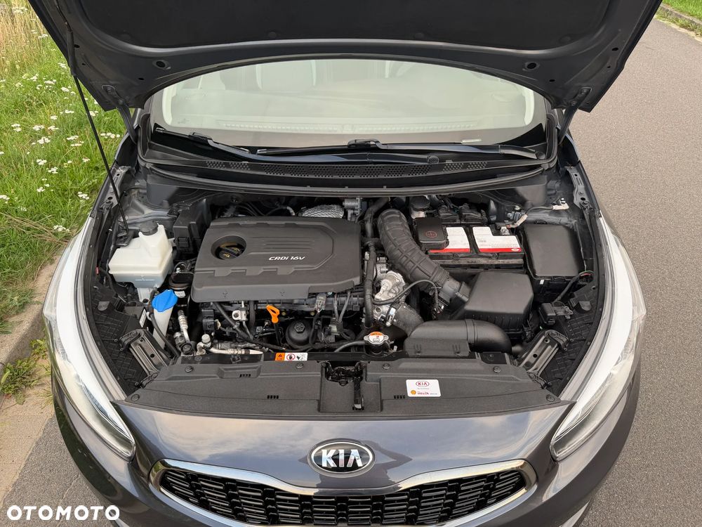 Kia Ceed 1.6 CRDi 136 DCT ISG GT Line - 9