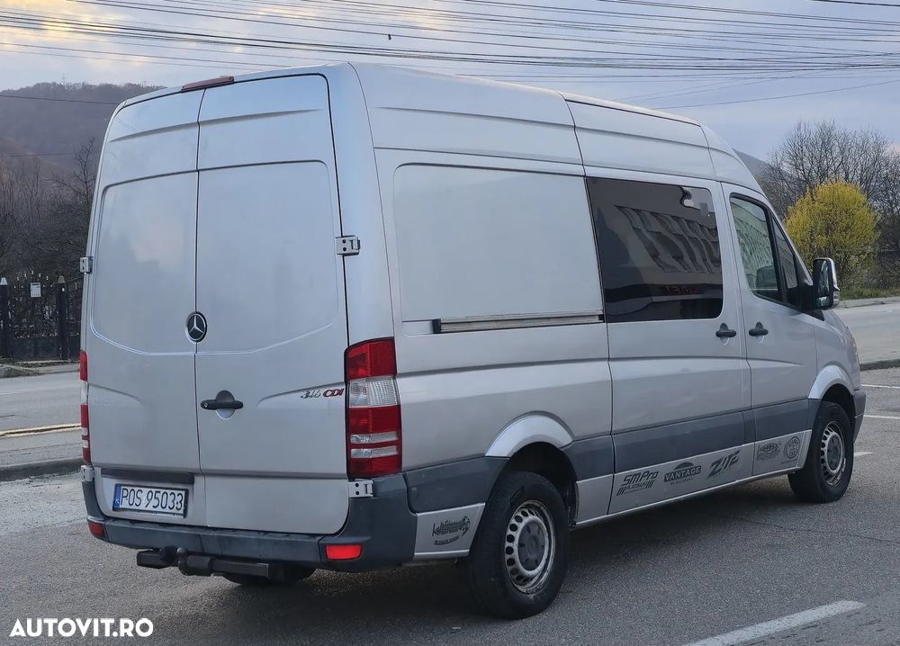 Mercedes-Benz Sprinter - 4
