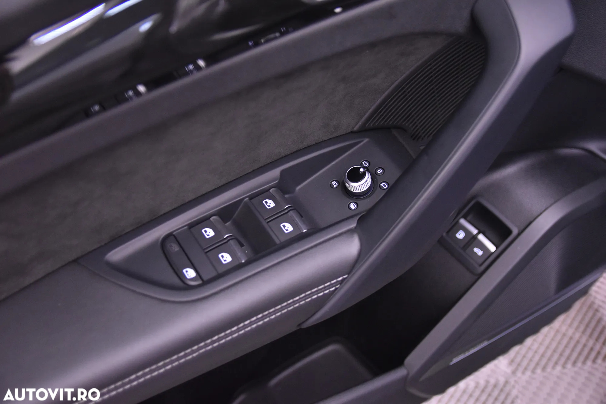 Audi Q5 55 TFSI e quattro S tronic - 14