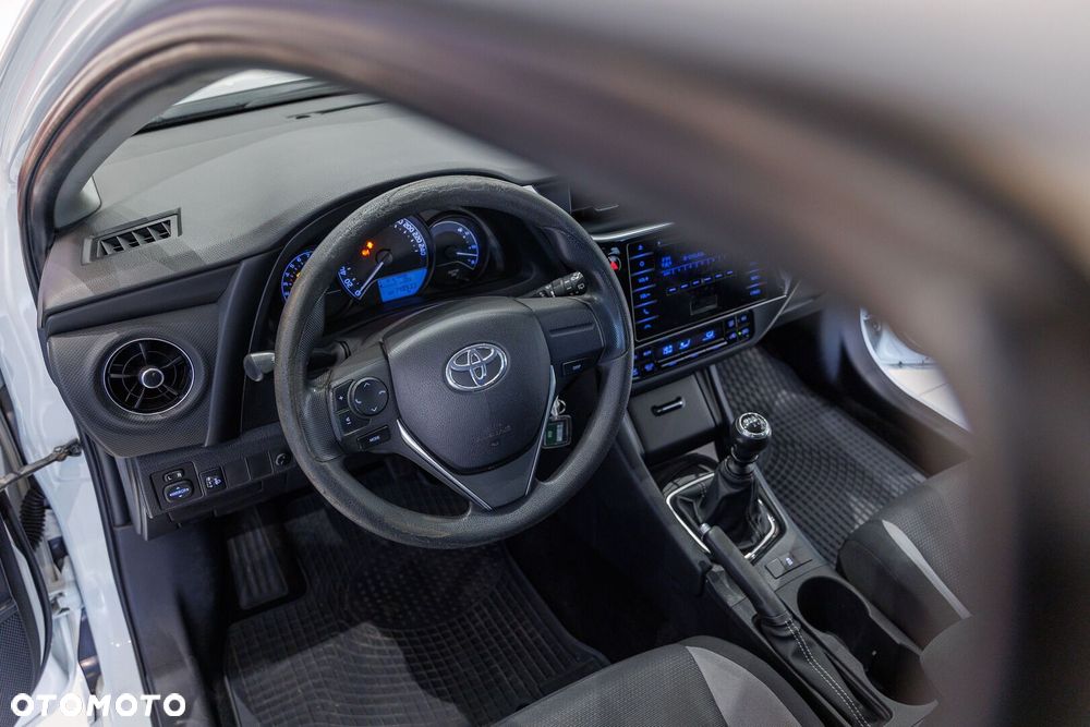 Toyota Auris 1.33 VVT-i Active - 37
