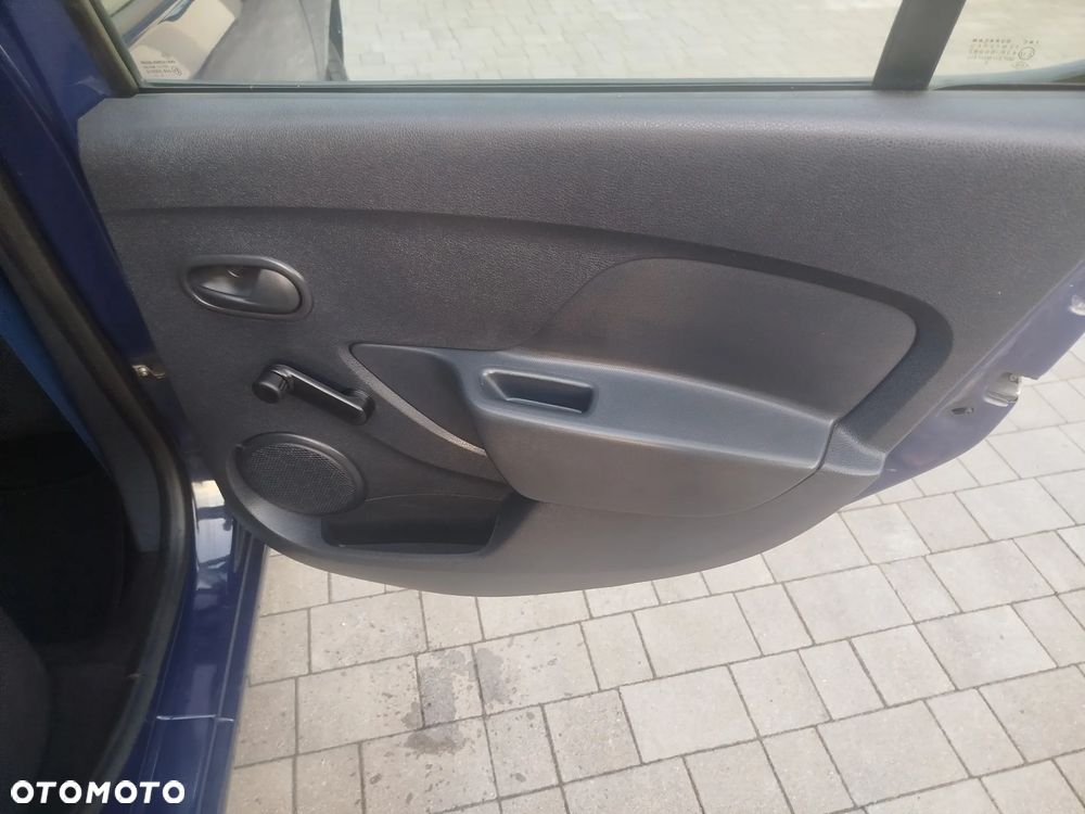 Dacia Sandero 1.2 16V 75 Laureate - 18