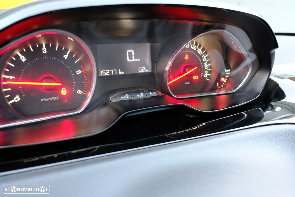 Peugeot 208 1.4 HDi Access - 15