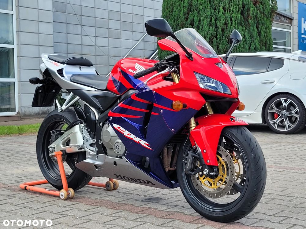 Honda CBR - 16